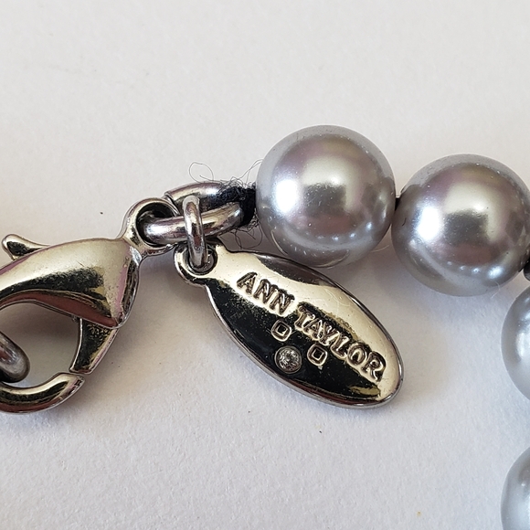 Ann Taylor Silver Tone Faux Pearl And Silver Tone Beaded Necklace - Picture 8 of 13